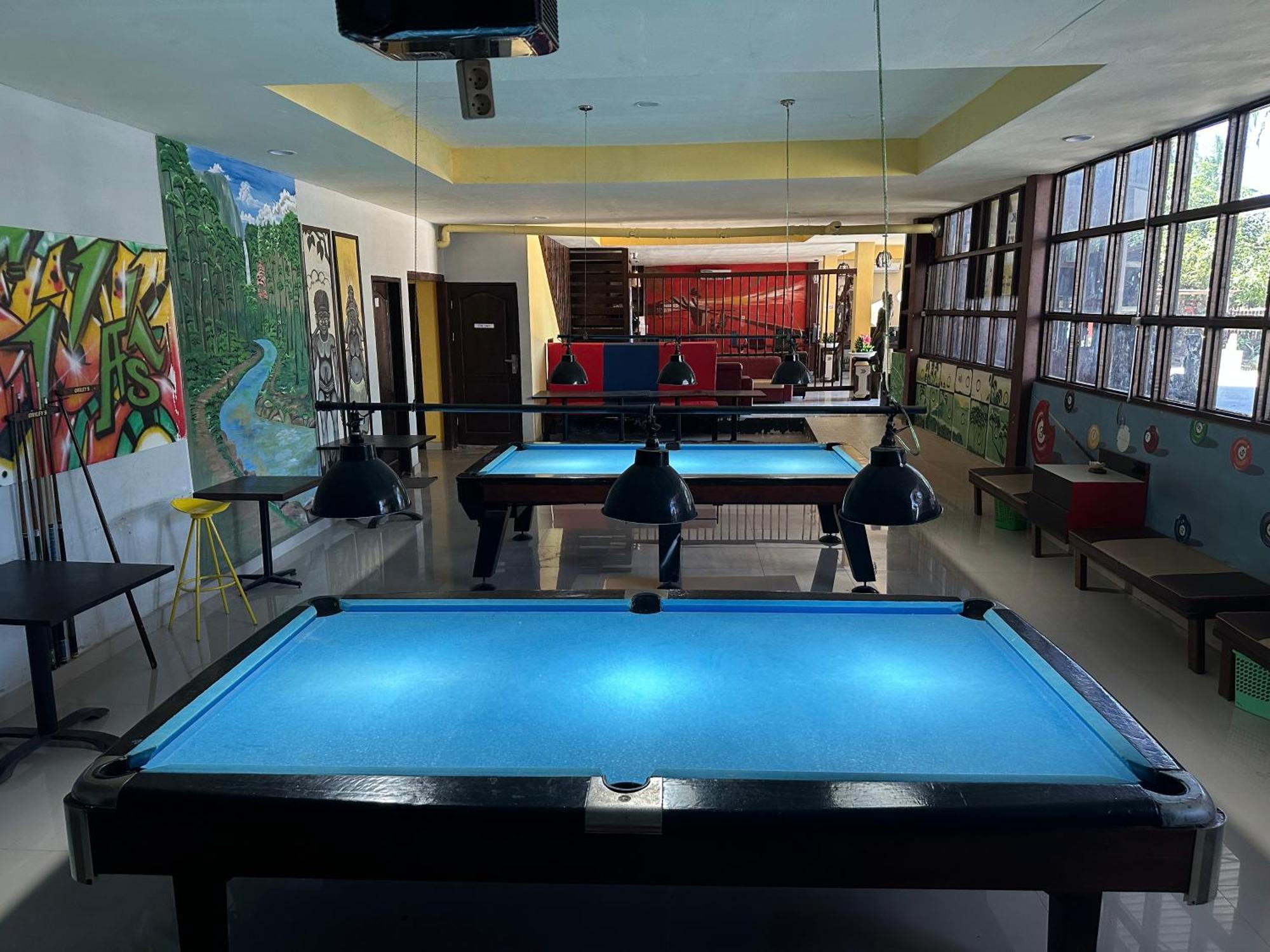 Mooi Park Hotell Sorong Exteriör bild